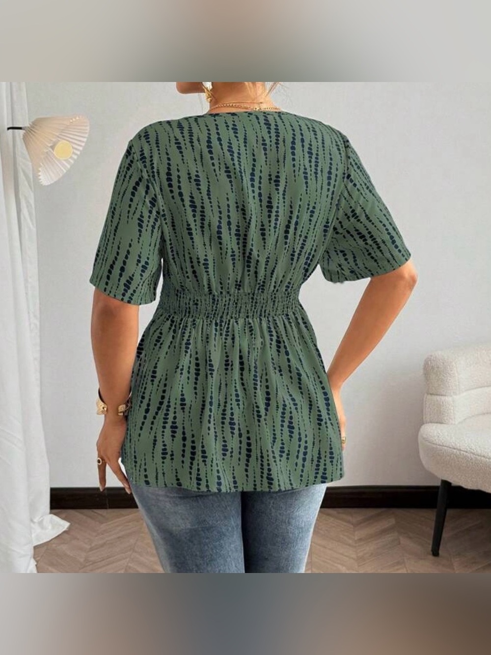 🆕 NEW Without Tags Women’s Olive Green Patterned Peplum Top w/ Black Trim - 2XL - Picture 3 of 11